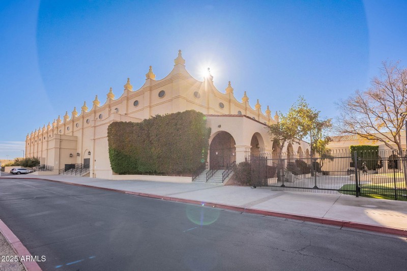 Midtown Community 11