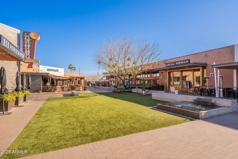 Midtown Community 12