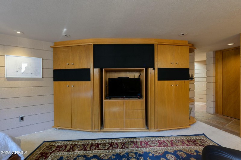Den or bedroom 4