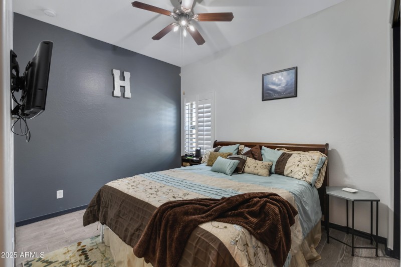 369 W Glacier Bay Dr-30