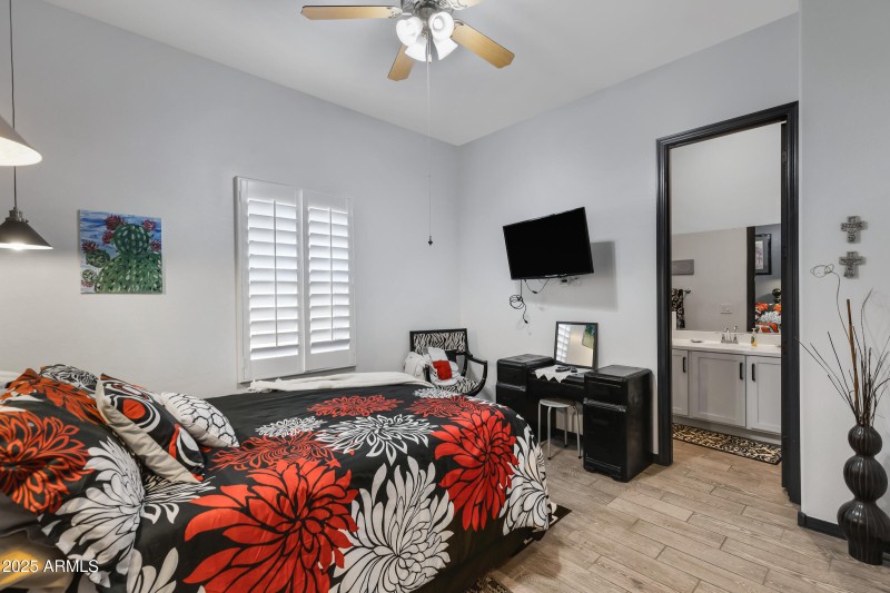 369 W Glacier Bay Dr-32
