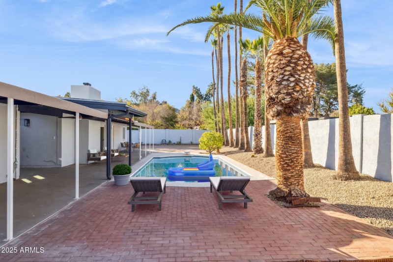 Outdoor Living Poolside Patio
