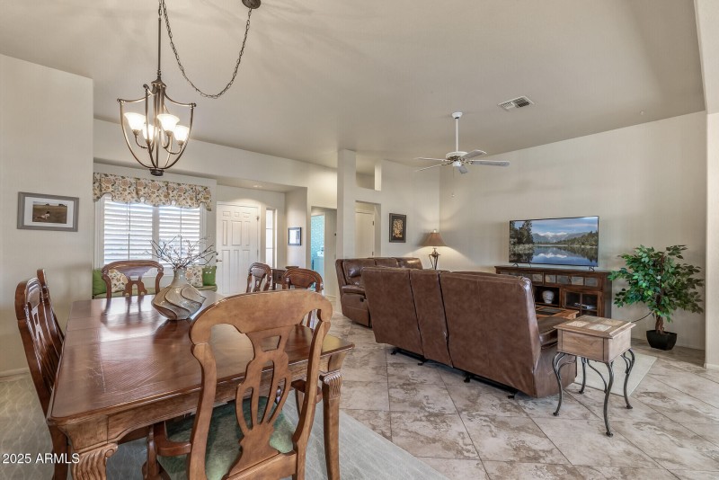 18_15220_W_Blue_Verde18_mls