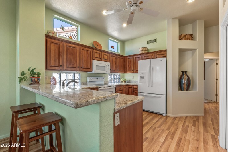 24_15220_W_Blue_Verde24_mls