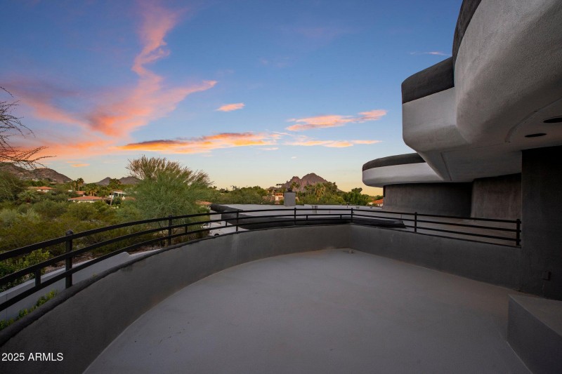 57-web-or-mls-HUB05720