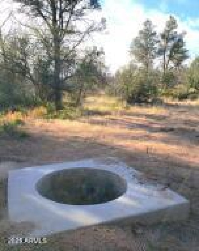 Concrete BBQ Pit