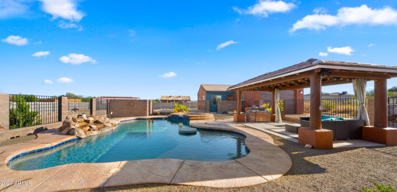 Pool Baja Step Shaded by Ramada