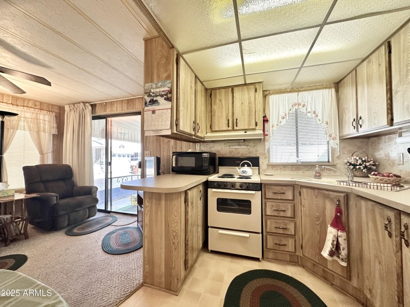 TONS OF CABINETS