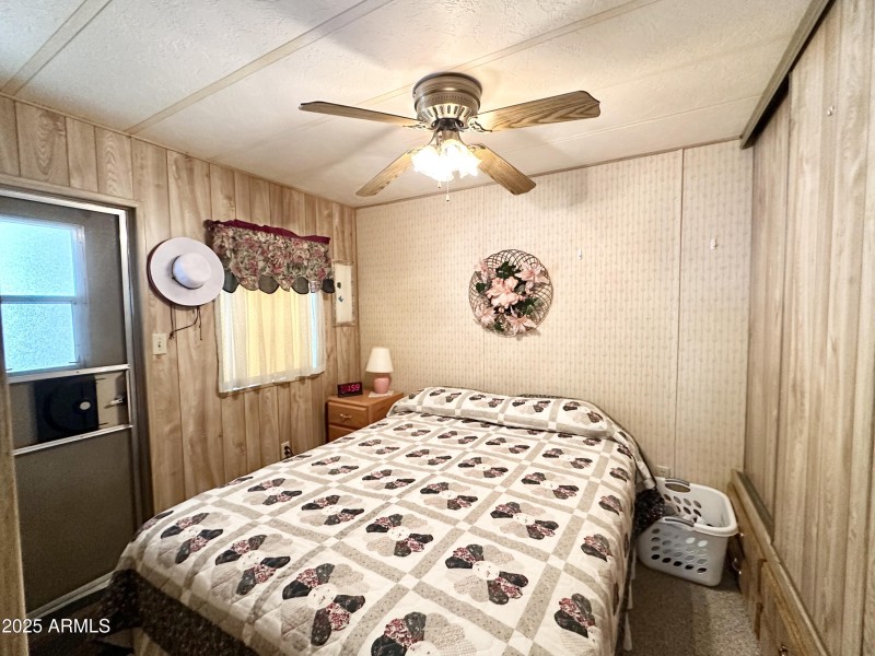 INVITING BEDROOM