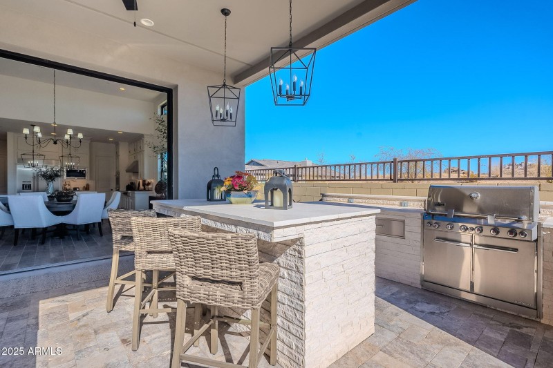 Outdoor Kitchen