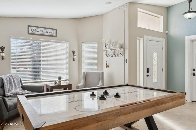 13-web-or-mls-4002-w-questa-dr