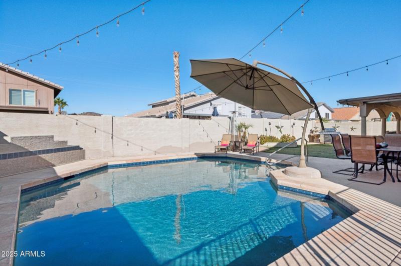 38-web-or-mls-4002-w-questa-dr