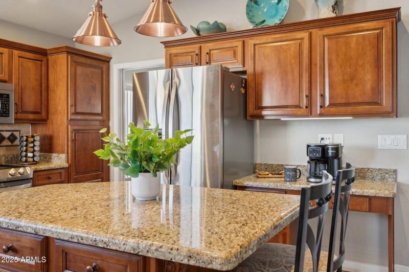 9-web-or-mls-4002-w-questa-dr