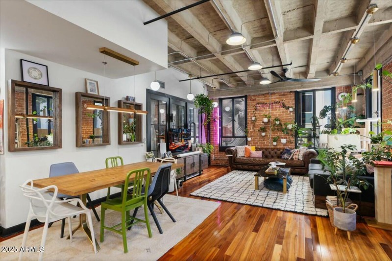 High Exposed Ceilings