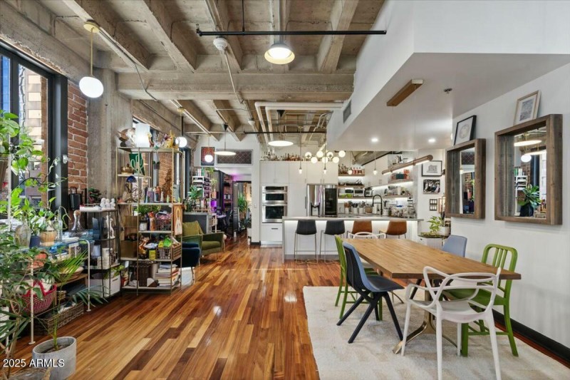 Great Entertaining Space