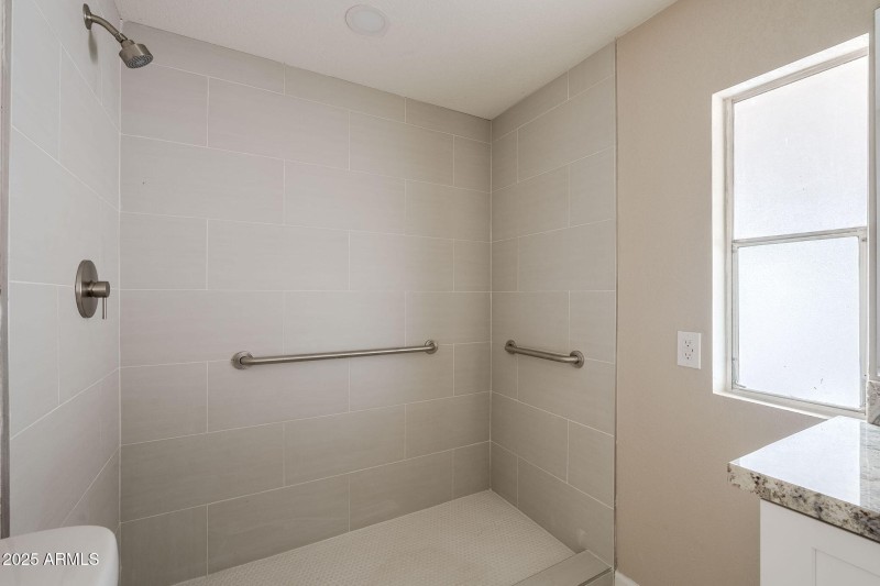 26-web-or-mls-Apache Trail-26