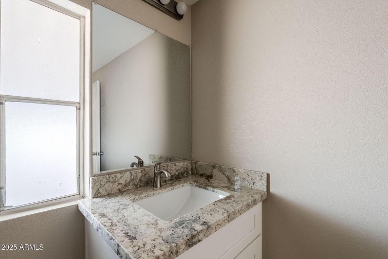 25-web-or-mls-Apache Trail-25