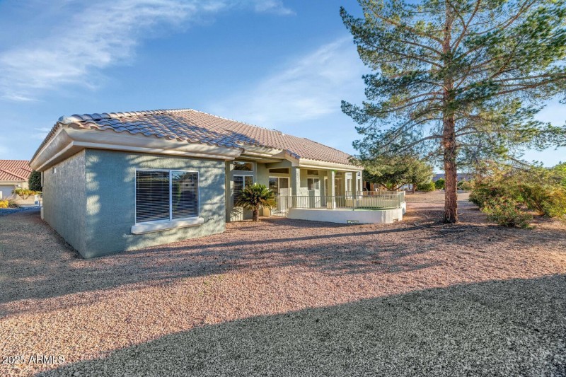 22110 N Lobo Ln-large-027-025-22110 N Lo