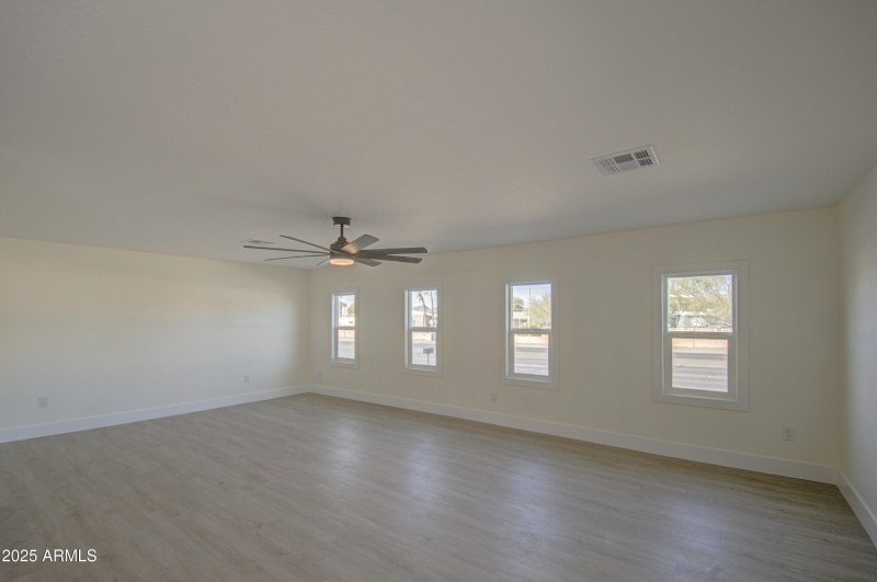 Living Room 4