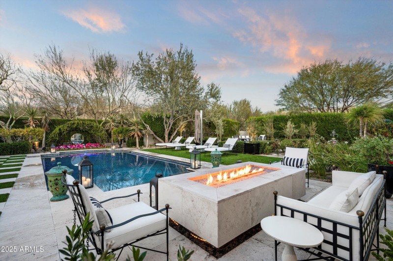 Pool & Sitting Area