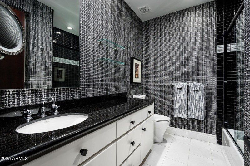 Secondary Bath