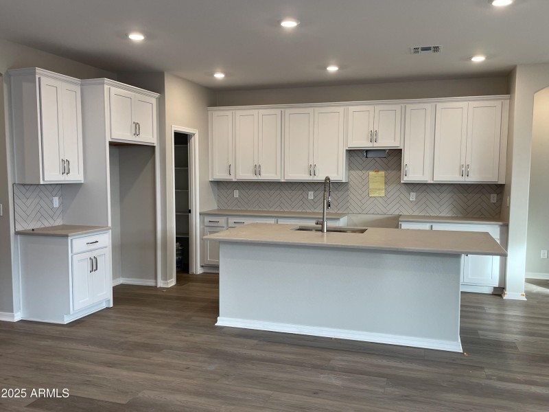 Acclaim Lot 4 Kitchen b