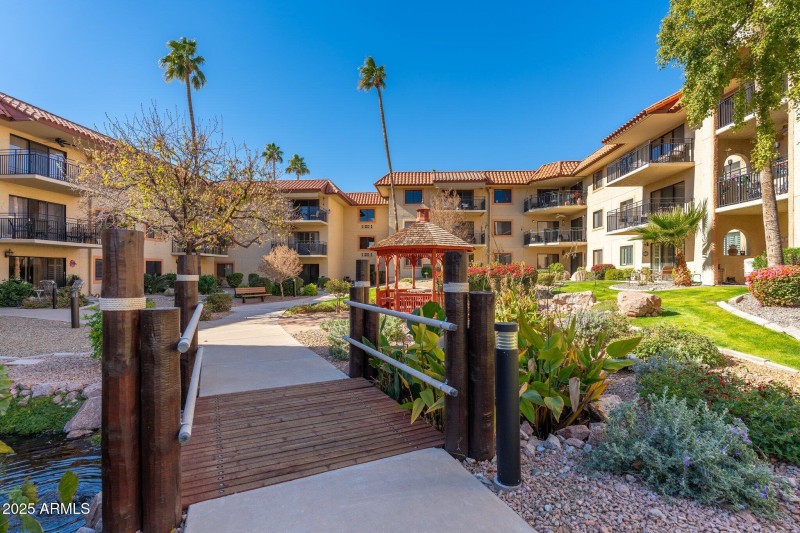 10330 W Thunderbird Blvd APT C119 - 30