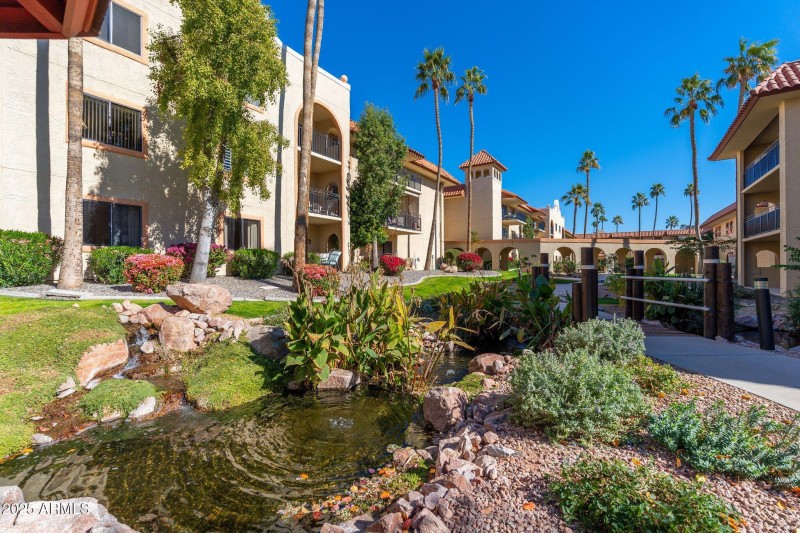 10330 W Thunderbird Blvd APT C119 - 33