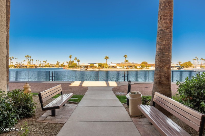 10330 W Thunderbird Blvd APT C119 - 34