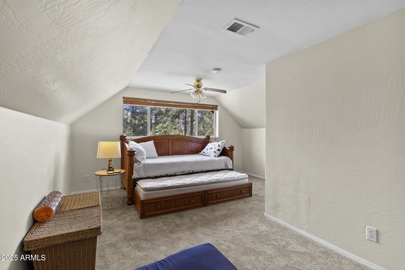 upstair bed