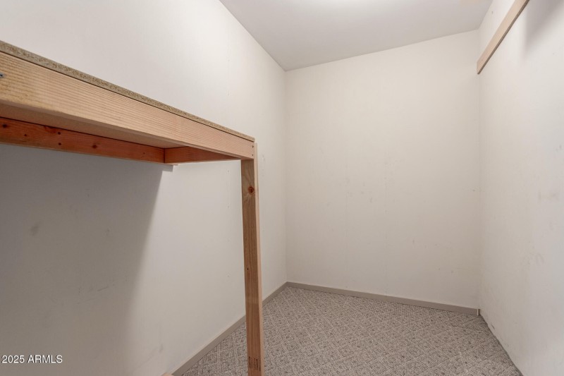 2107 N Campo Allegre Dr