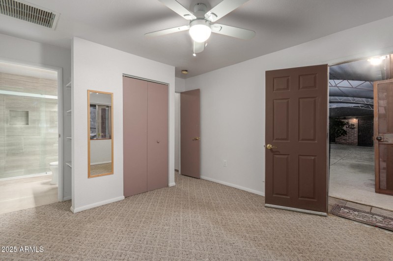 2107 N Campo Allegre Dr