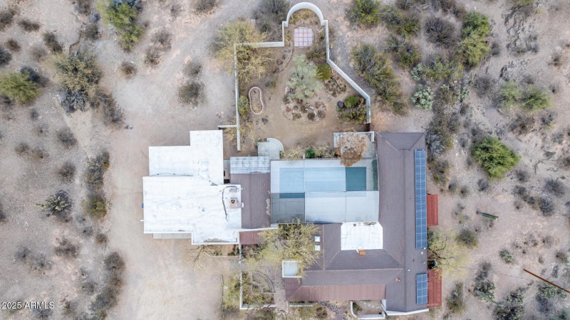 2107 N Campo Allegre Dr