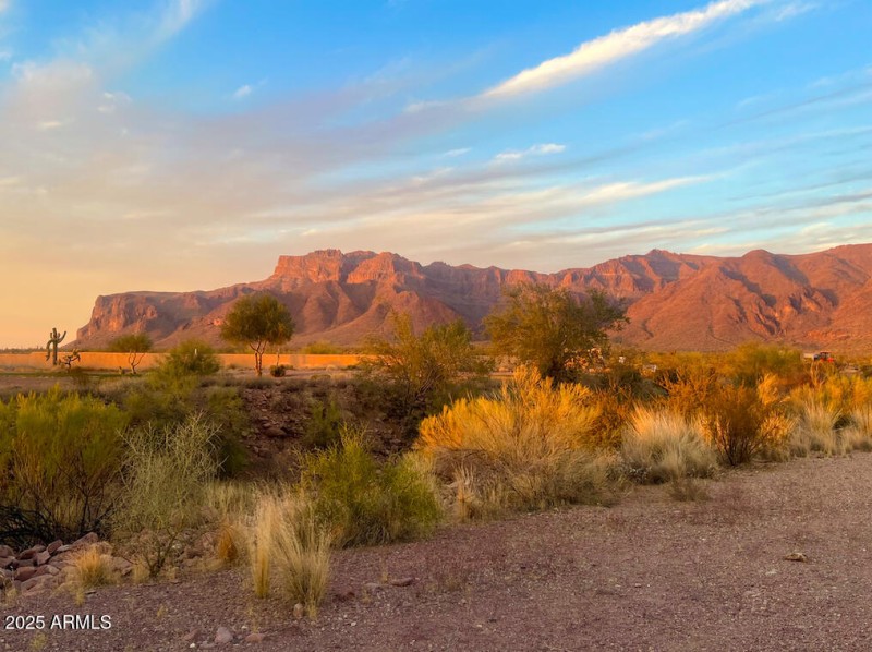 Canyon View 8