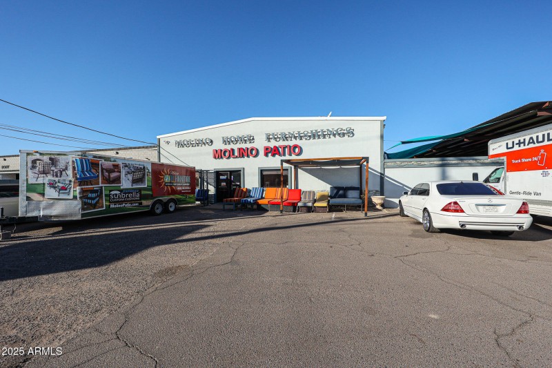 236 S Alma School Rd