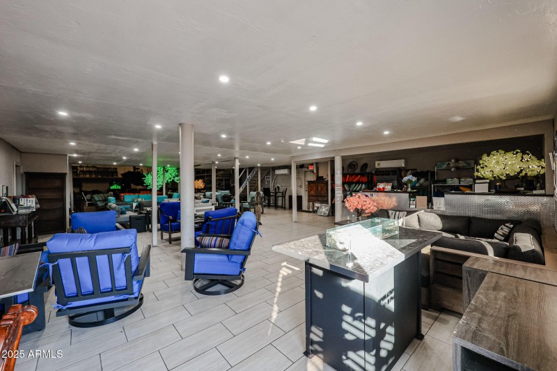 236 S Alma School Rd