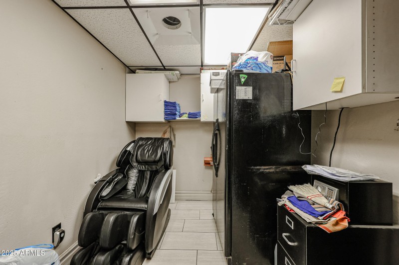 236 S Alma School Rd