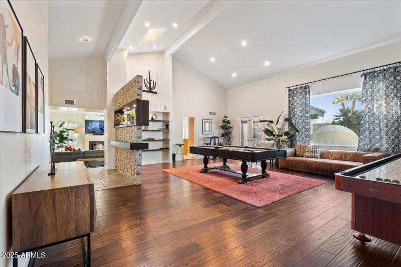 22-15_AustinDSC01071