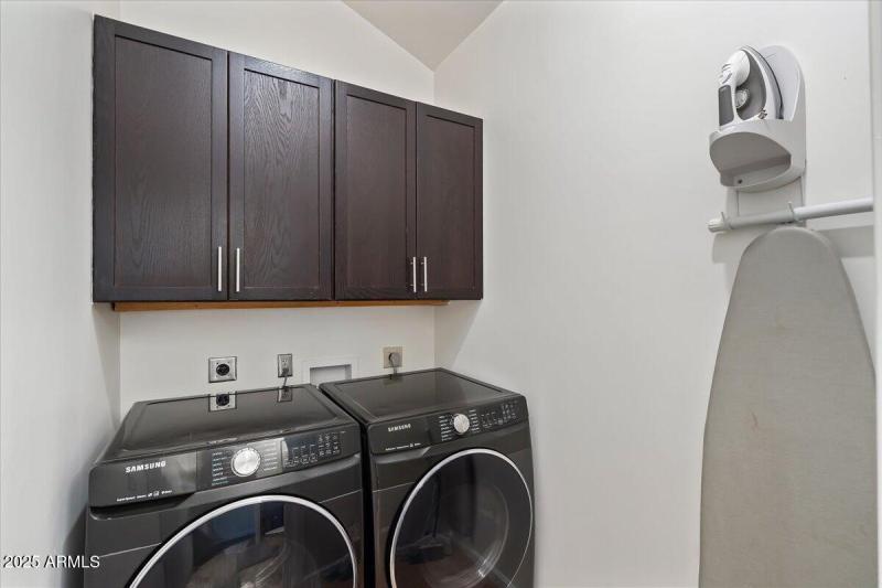 39-32_AustinDSC01026