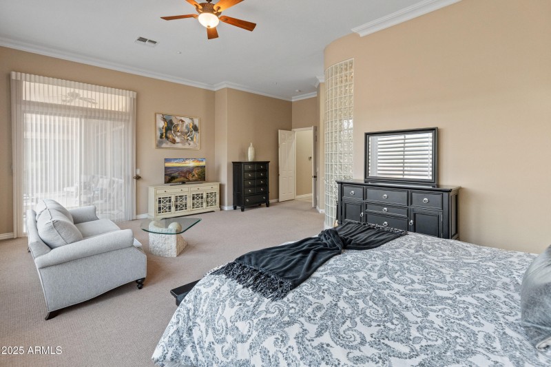 42034 N Harbour Town Ct-3