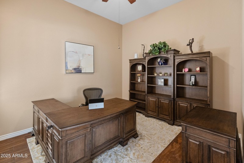 42034 N Harbour Town Ct-19