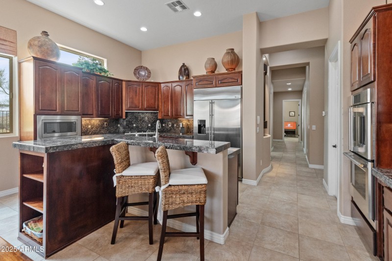 42034 N Harbour Town Ct-38