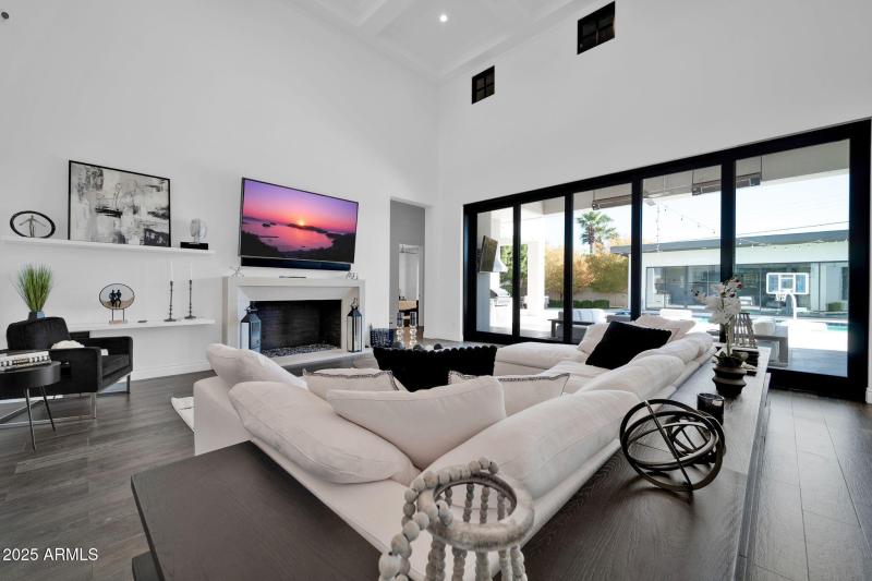 2183493C-B0E1-4513-93CF-8783464D04B4