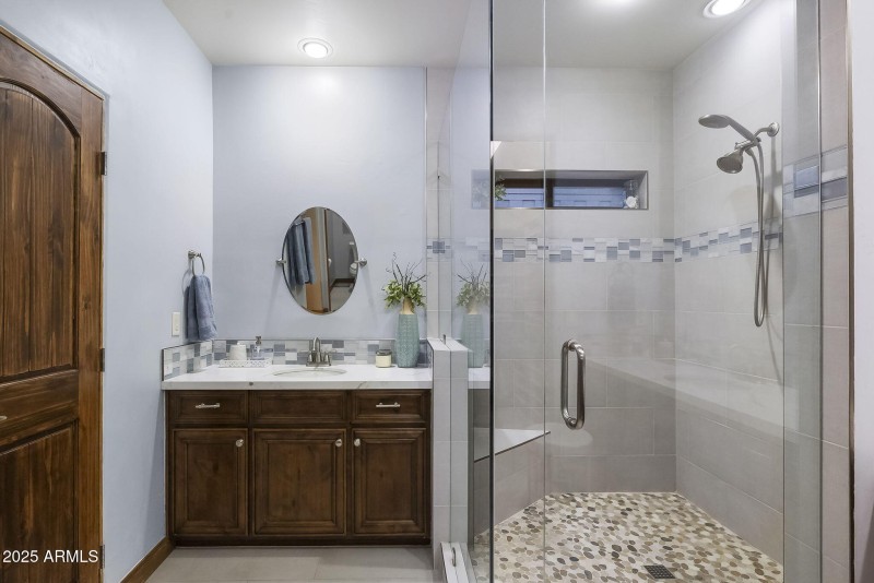 29-Primary Bathroom_2