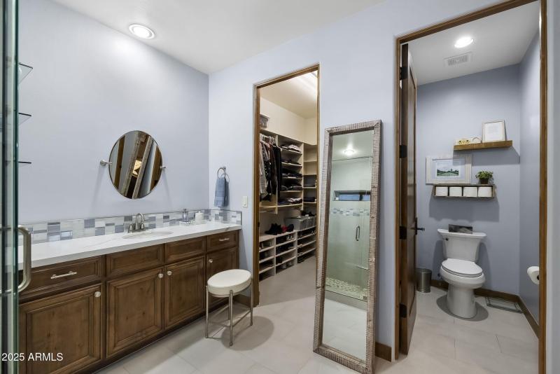 30-Primary Bathroom_3