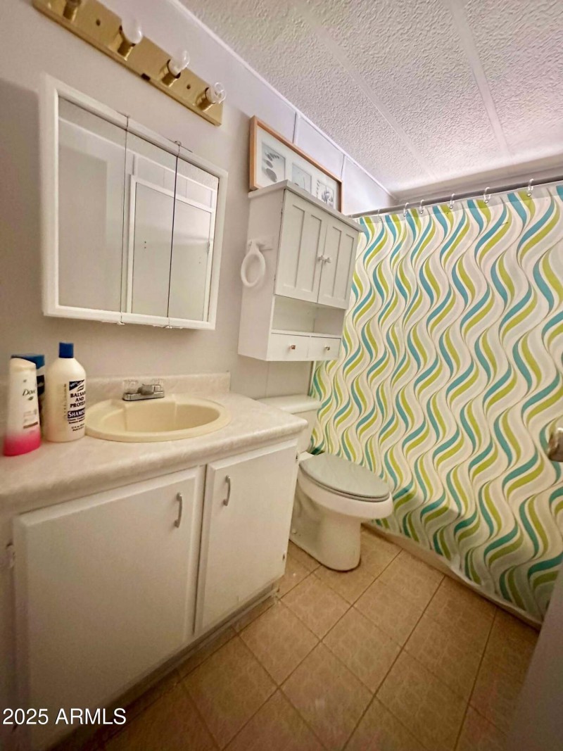 Hall Bathroom