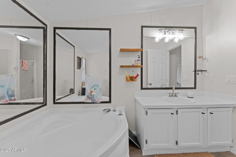 17-web-or-mls-DSC07452