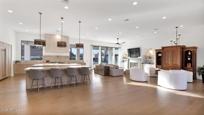 14-web-or-mls-P1228853