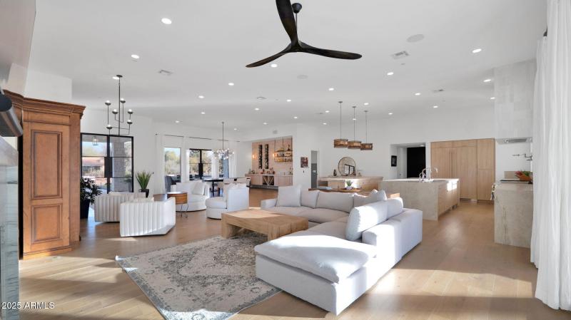 25-web-or-mls-P1228833