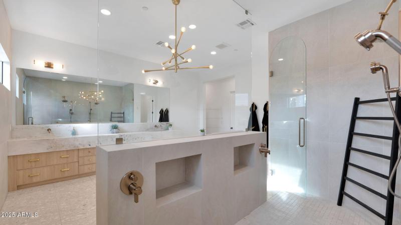 55-web-or-mls-P1228768